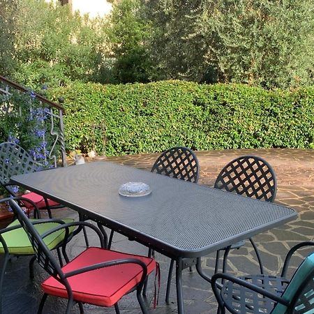 Appartamento Villa Margherita Desenzano del Garda Exterior foto