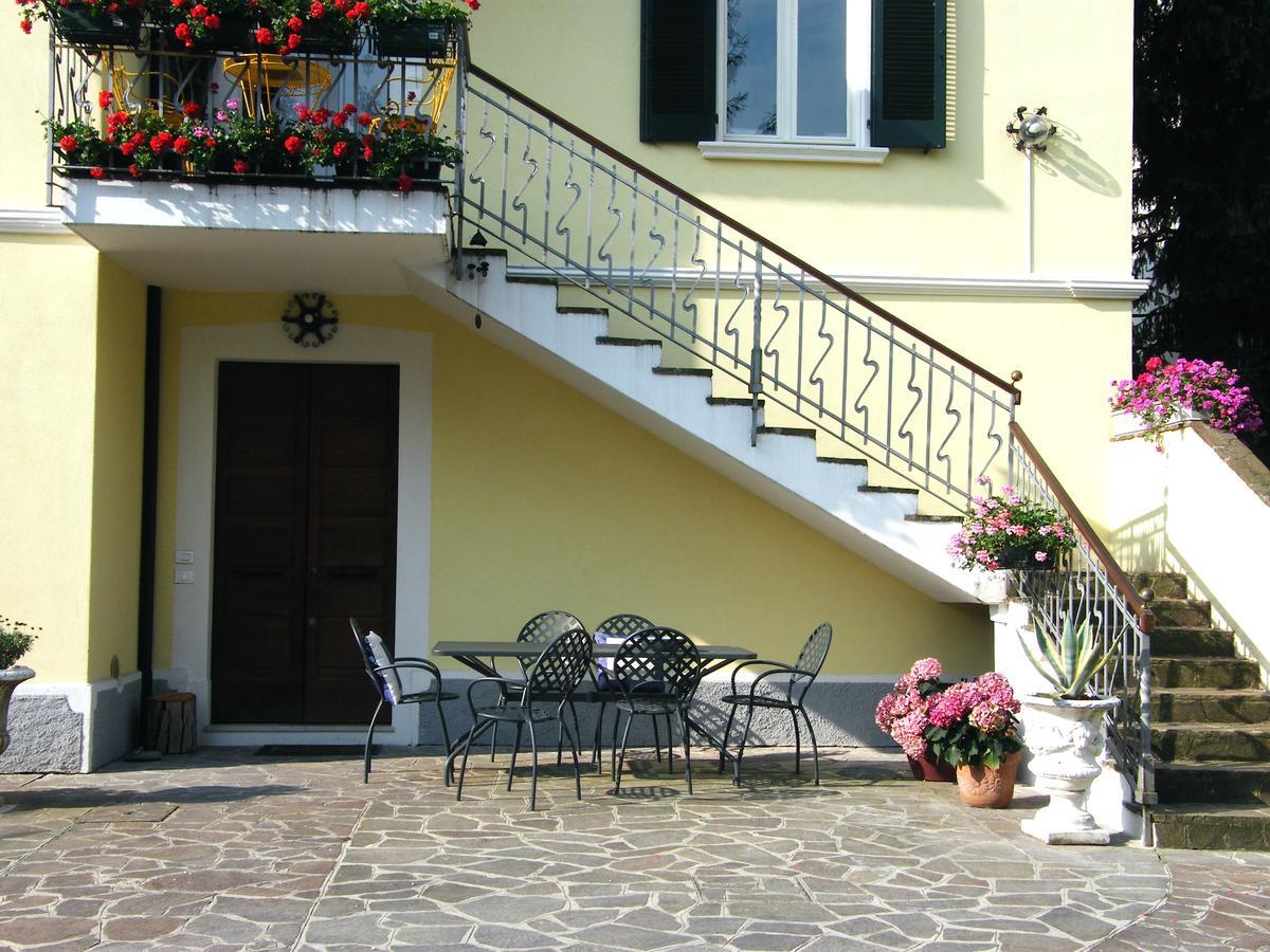 Appartamento Villa Margherita Desenzano del Garda Exterior foto